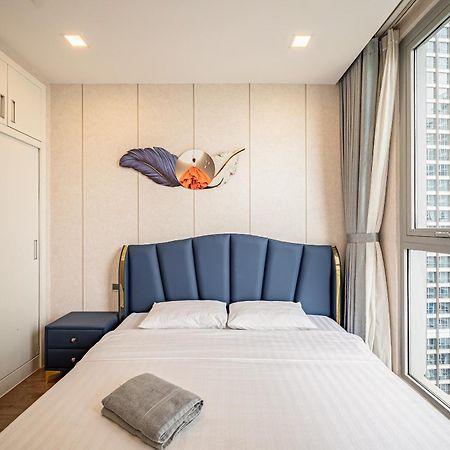 Landmark Plus Residences Luxury Suite Хошимин Екстериор снимка