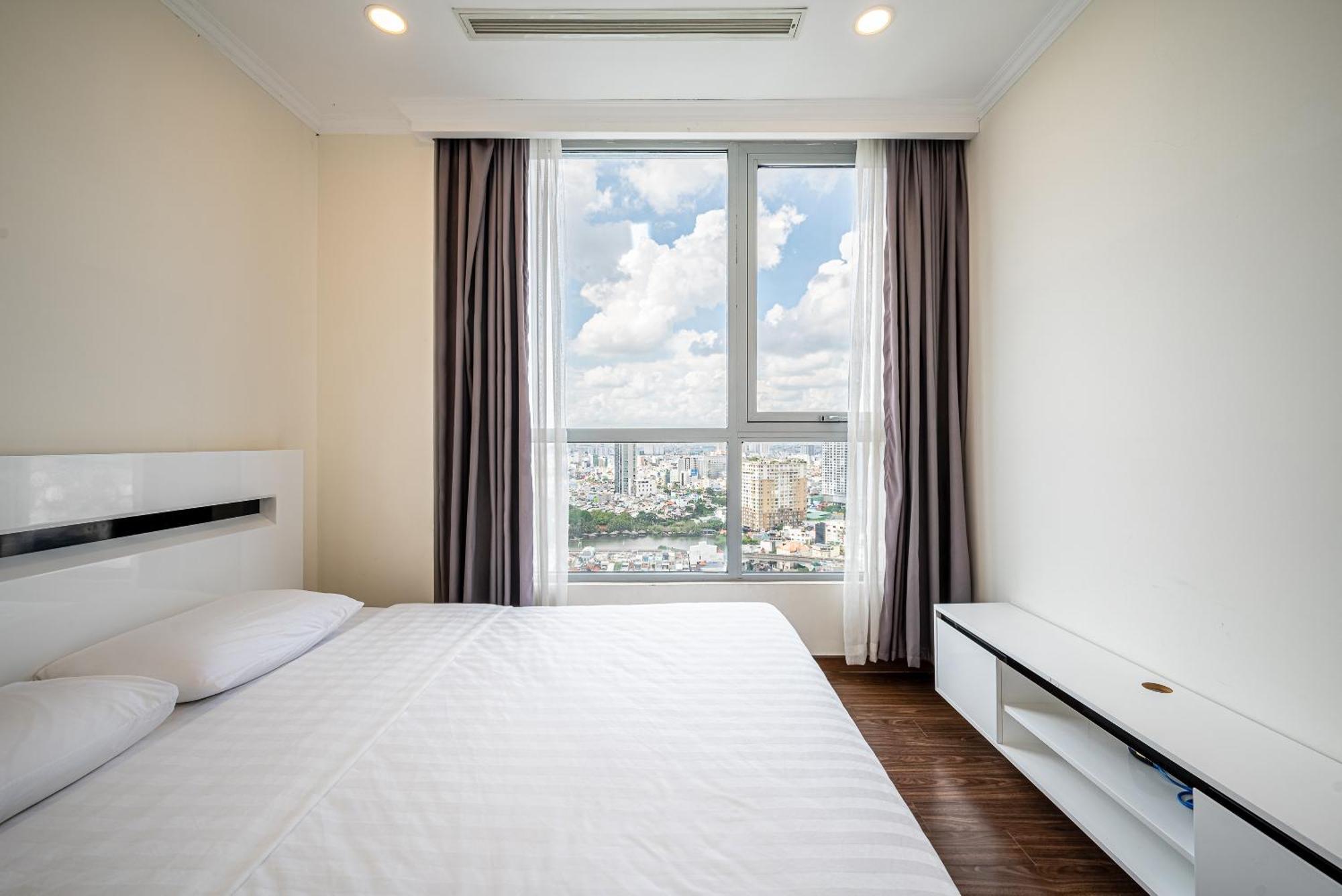 Landmark Plus Residences Luxury Suite Хошимин Екстериор снимка