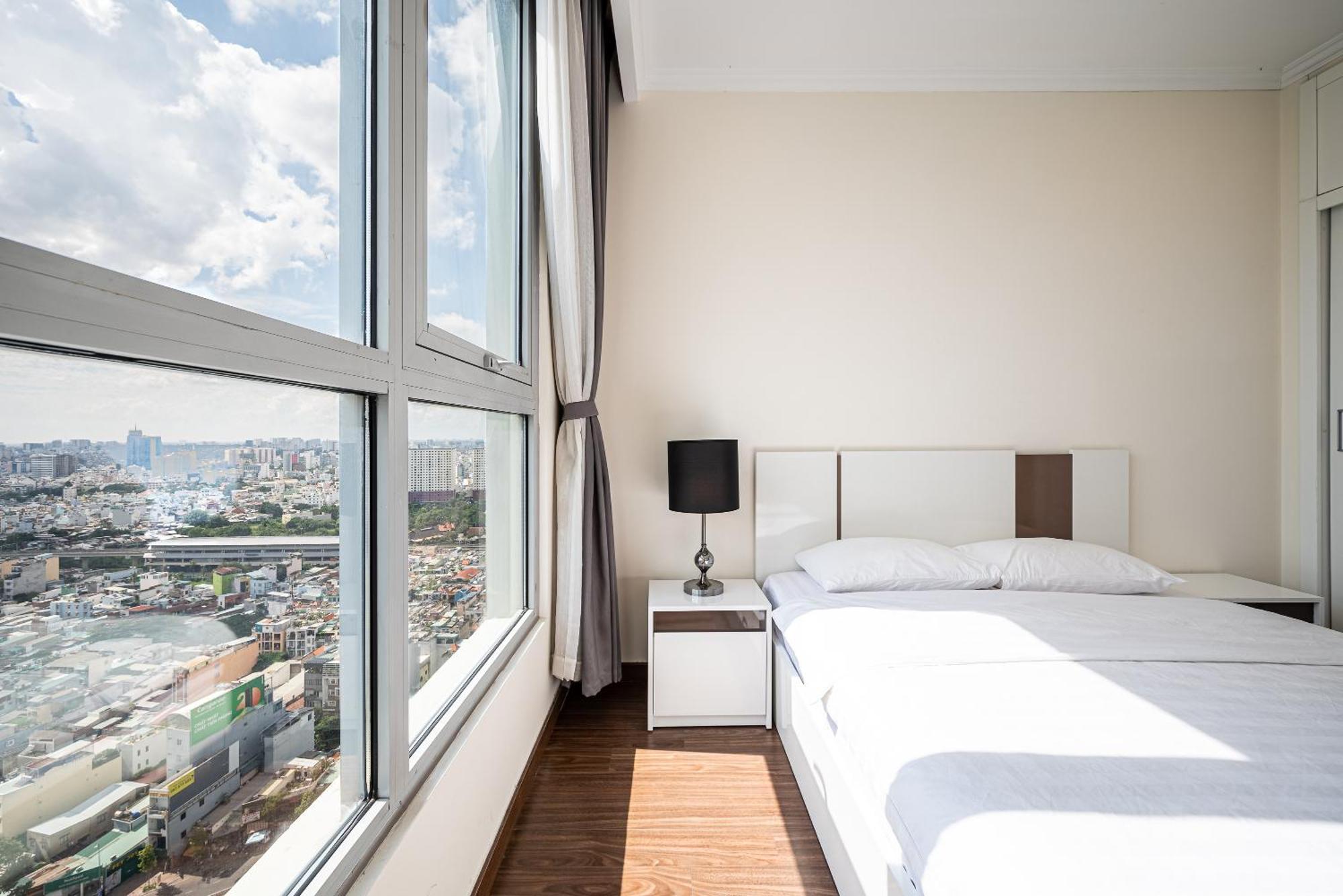 Landmark Plus Residences Luxury Suite Хошимин Екстериор снимка