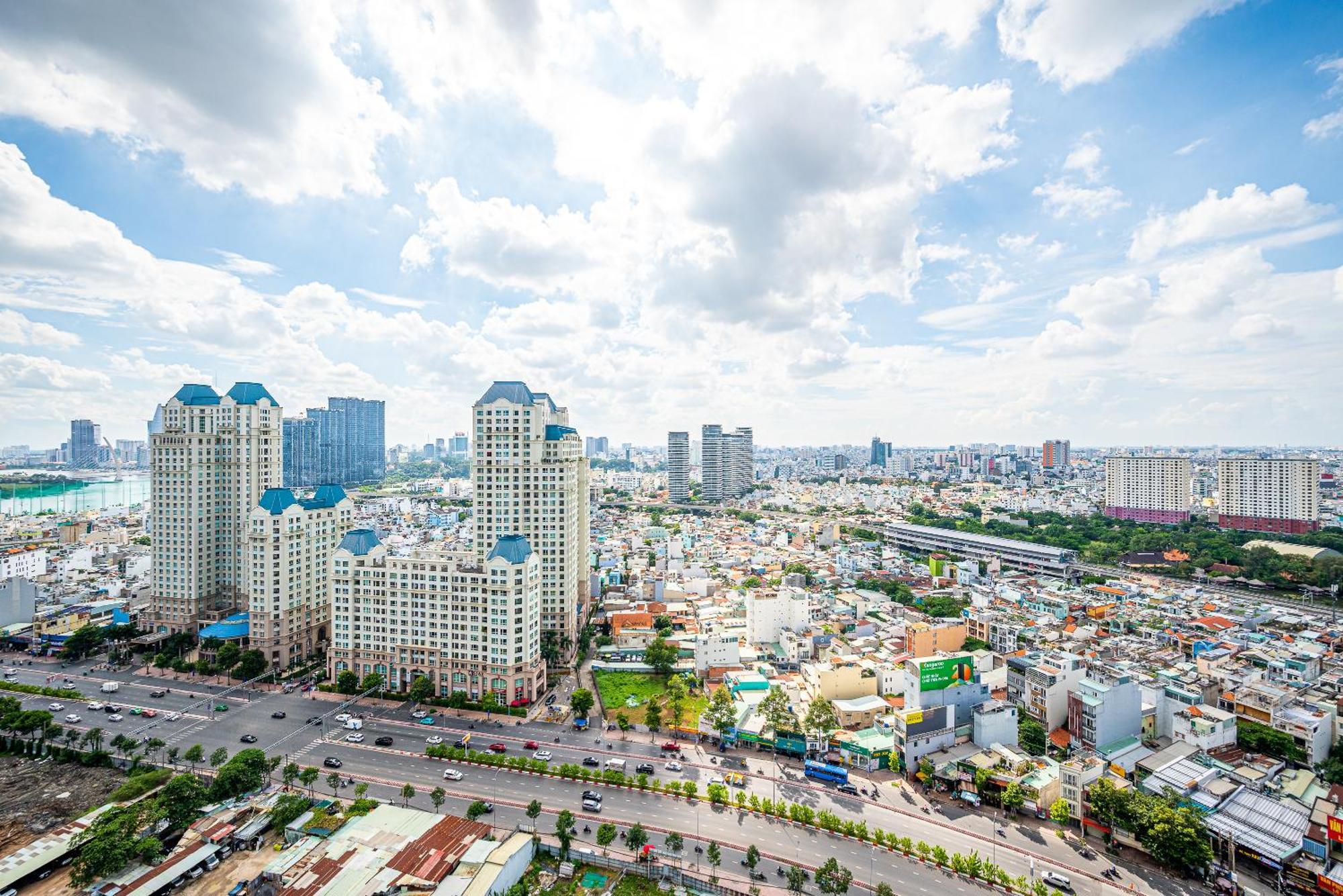 Landmark Plus Residences Luxury Suite Хошимин Екстериор снимка